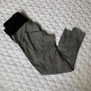 Lululemon leggings!